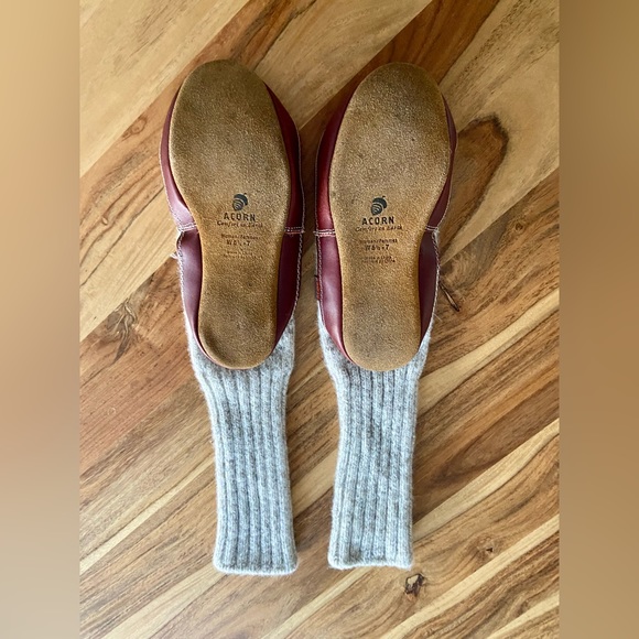 Acorn Women’s Original Slipper Sock purchased from LL Bean (Women’s 5.5-7.0) - Picture 7 of 9